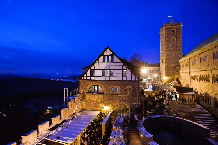 Historischer Weihnachtsmarkt auf der Wartburg